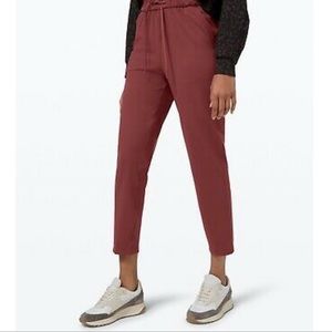Lululemon Keep Moving HR 7/8 Pant